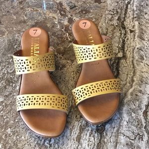 Italian shoemakers wedge sandals